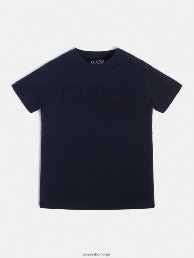 Guess blå t-skjorte med logo foran blå gutt F0LJ802352