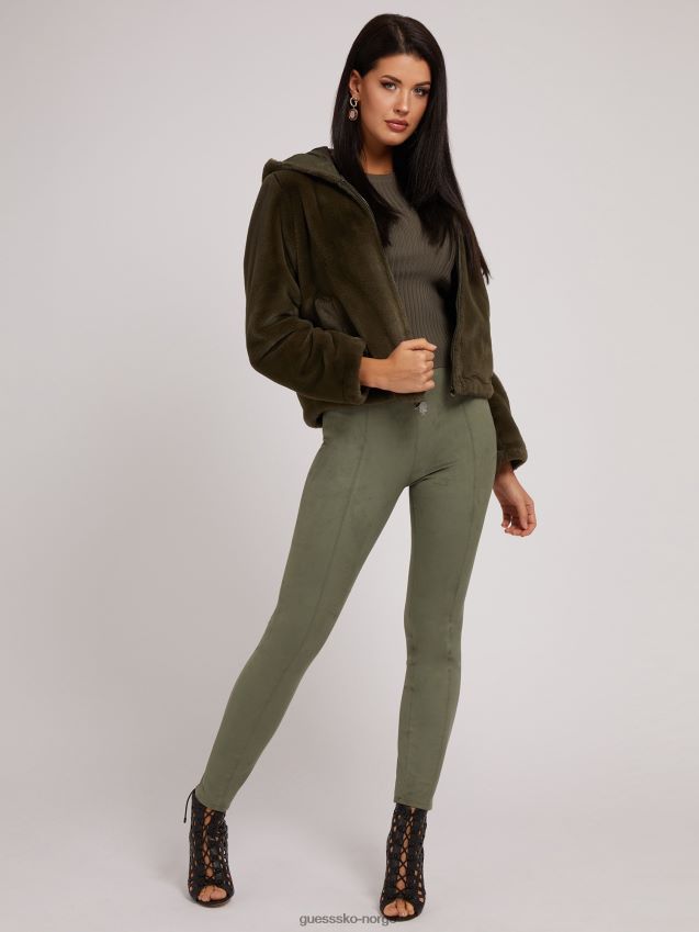 Guess grønn multi-logojakke i fuskepels grønn multi kvinner F0LJ803657