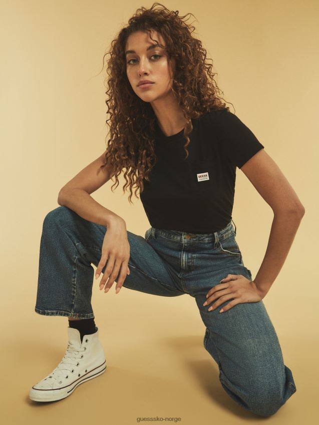 Guess svart t-skjorte med frontlomme svart kvinner F0LJ806546