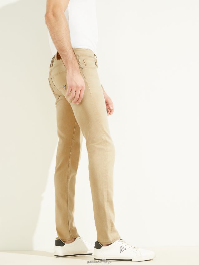 Guess økofarget tapered jeans juice karamell juice karamell menn F0LJ8010612