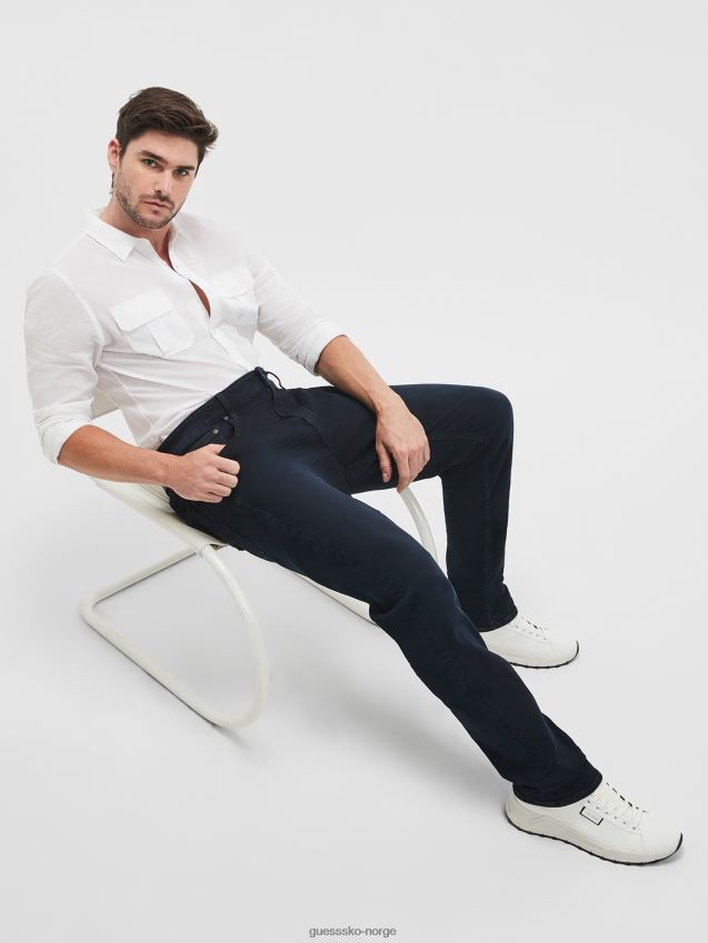 Guess rette jeans mørk cast mørk cast menn F0LJ8010539