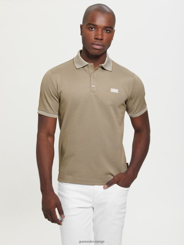 Guess beige poloskjorte med logo foran beige menn F0LJ80179