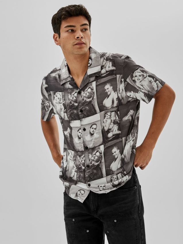 Guess skjorte med all-over print sort multi svart multi menn F0LJ801291