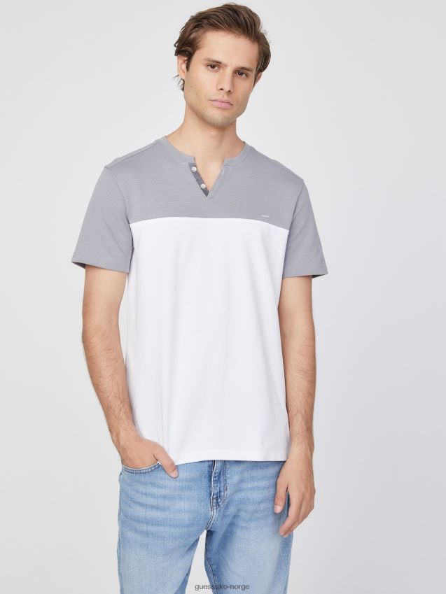 Guess adrian color-block splitt-t-skjorte i ren hvit Ren hvit menn F0LJ808496