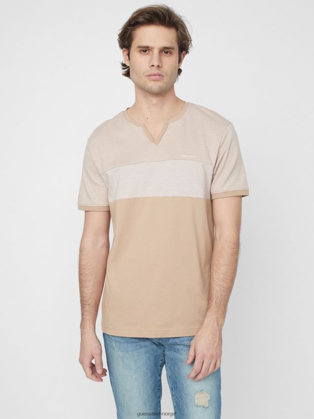 Guess g118 franz t-skjorte med slits g118 menn F0LJ808584