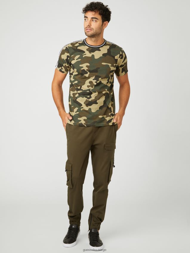 Guess kamuflasje hyatt camo logo t-skjorte kamuflere menn F0LJ808474