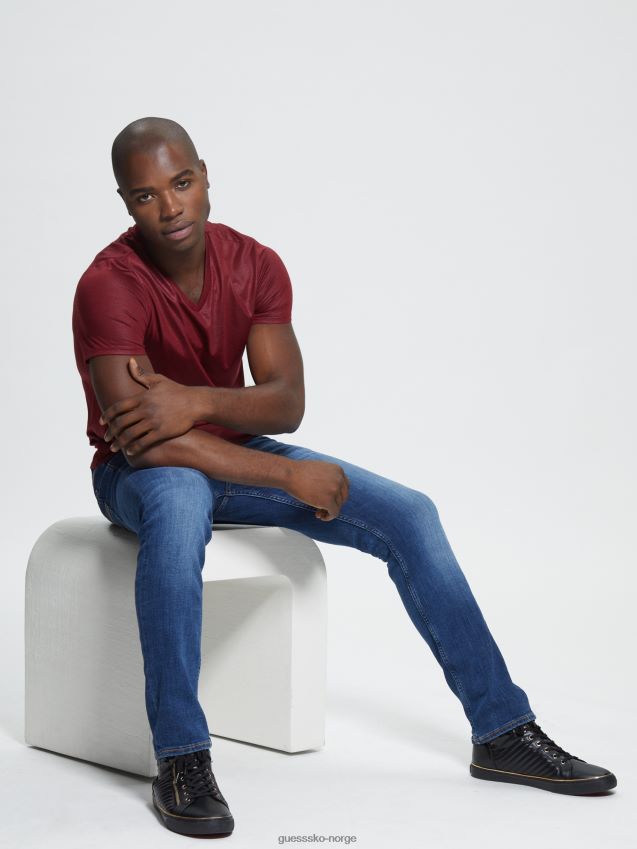 Guess mason yoke v-hals tee vino vino menn F0LJ8010528