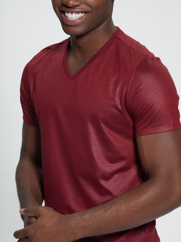 Guess mason yoke v-hals tee vino vino menn F0LJ8010528