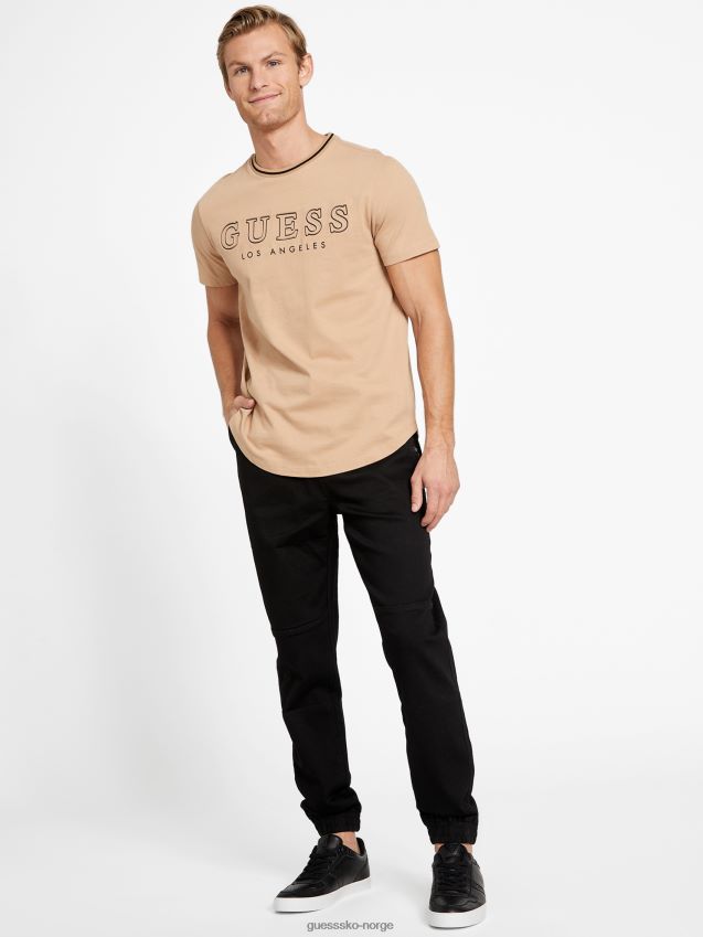 Guess zade longline crewneck t-skjorte ristet taupe ristet taupe menn F0LJ808445