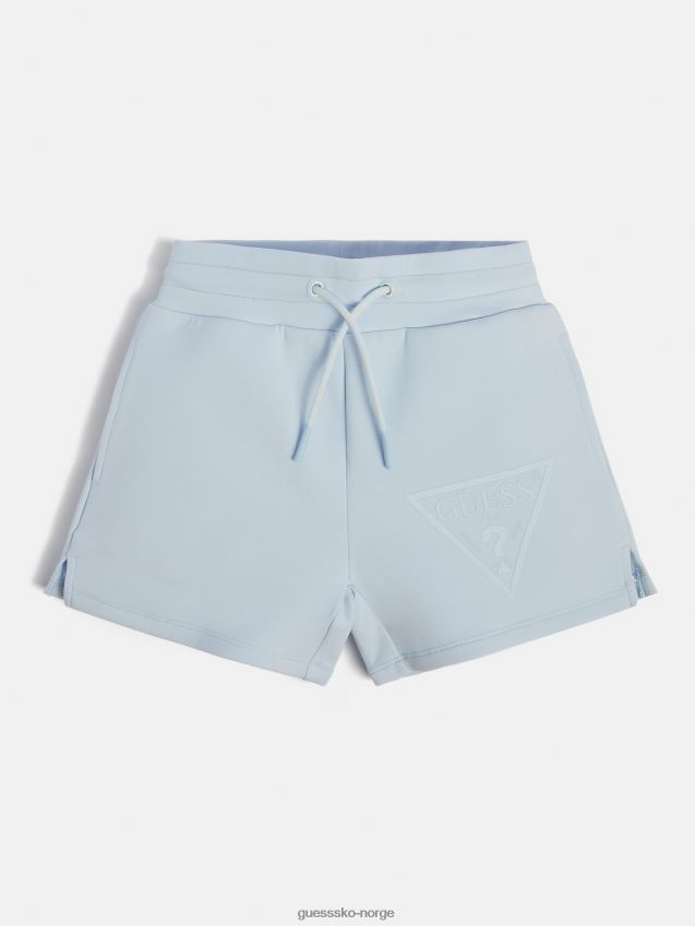 Guess lyseblå aktive shorts med logo foran lyse blå pike F0LJ802321