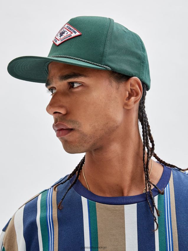 Guess grønn baseballhatt foran grønn unisex F0LJ801633