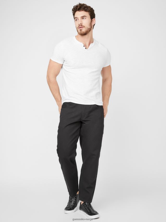 Guess svart vask pascal jeans med løs passform svart vask unisex F0LJ807991