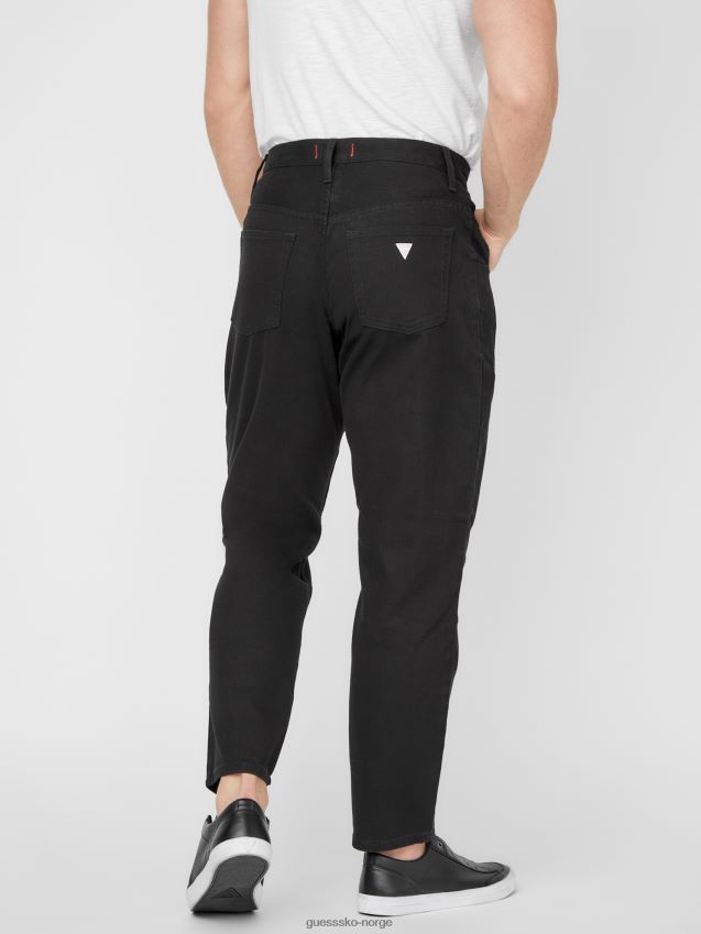 Guess svart vask pascal jeans med løs passform svart vask unisex F0LJ807991
