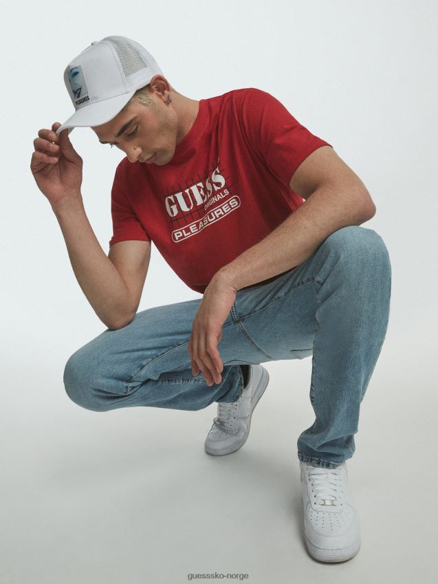 Guess rød t-skjorte med logo foran rød unisex F0LJ801299